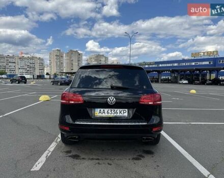 Чорний Фольксваген Туарег, об'ємом двигуна 3 л та пробігом 195 тис. км за 20950 $, фото 2 на Automoto.ua
