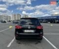 Чорний Фольксваген Туарег, об'ємом двигуна 3 л та пробігом 195 тис. км за 20950 $, фото 2 на Automoto.ua