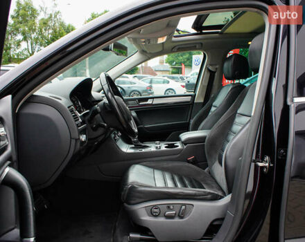 Черный Фольксваген Туарег, объемом двигателя 3 л и пробегом 236 тыс. км за 24999 $, фото 13 на Automoto.ua