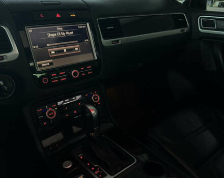 Чорний Фольксваген Туарег, об'ємом двигуна 2.97 л та пробігом 400 тис. км за 19300 $, фото 22 на Automoto.ua