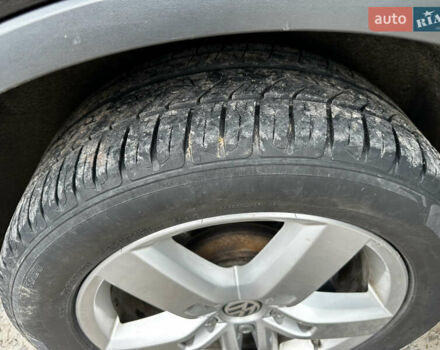 Черный Фольксваген Туарег, объемом двигателя 3 л и пробегом 360 тыс. км за 16200 $, фото 15 на Automoto.ua