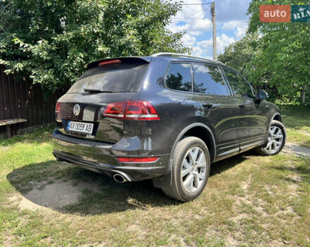 Черный Фольксваген Туарег, объемом двигателя 2.97 л и пробегом 183 тыс. км за 26500 $, фото 3 на Automoto.ua