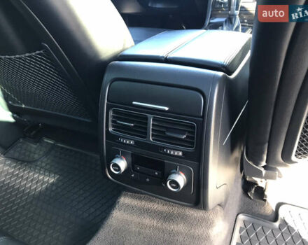 Черный Фольксваген Туарег, объемом двигателя 3 л и пробегом 208 тыс. км за 30500 $, фото 31 на Automoto.ua