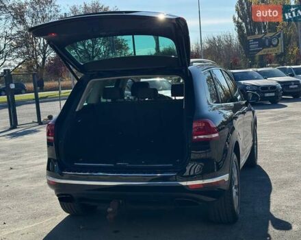 Черный Фольксваген Туарег, объемом двигателя 2.97 л и пробегом 199 тыс. км за 22000 $, фото 12 на Automoto.ua