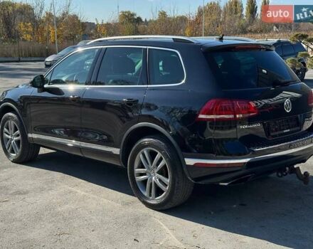 Черный Фольксваген Туарег, объемом двигателя 2.97 л и пробегом 199 тыс. км за 22000 $, фото 5 на Automoto.ua