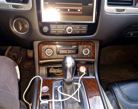 Черный Фольксваген Туарег, объемом двигателя 3 л и пробегом 227 тыс. км за 21000 $, фото 7 на Automoto.ua