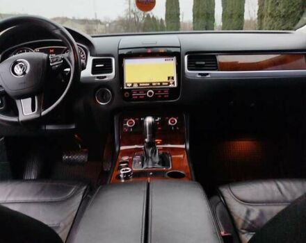 Черный Фольксваген Туарег, объемом двигателя 3 л и пробегом 252 тыс. км за 18600 $, фото 9 на Automoto.ua