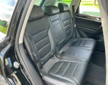 Черный Фольксваген Туарег, объемом двигателя 3 л и пробегом 90 тыс. км за 4200 $, фото 14 на Automoto.ua