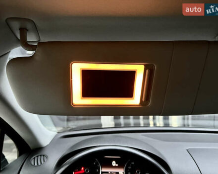 Черный Фольксваген Туарег, объемом двигателя 3 л и пробегом 245 тыс. км за 19500 $, фото 35 на Automoto.ua