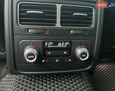 Черный Фольксваген Туарег, объемом двигателя 2.97 л и пробегом 242 тыс. км за 25900 $, фото 15 на Automoto.ua