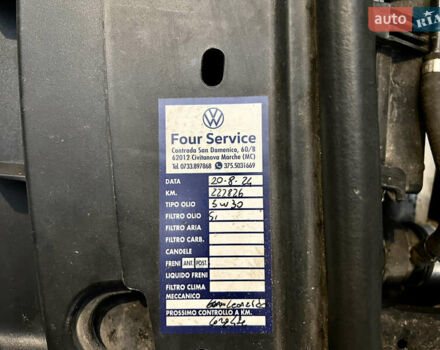 Черный Фольксваген Туарег, объемом двигателя 3 л и пробегом 245 тыс. км за 19500 $, фото 3 на Automoto.ua