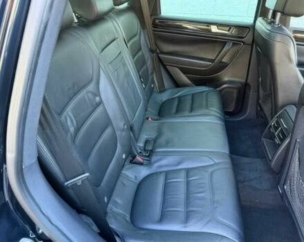 Черный Фольксваген Туарег, объемом двигателя 3 л и пробегом 85 тыс. км за 5100 $, фото 12 на Automoto.ua