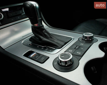 Черный Фольксваген Туарег, объемом двигателя 3 л и пробегом 236 тыс. км за 24999 $, фото 26 на Automoto.ua