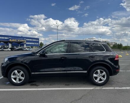 Черный Фольксваген Туарег, объемом двигателя 3 л и пробегом 195 тыс. км за 20950 $, фото 2 на Automoto.ua