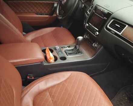 Чорний Фольксваген Туарег, об'ємом двигуна 2.97 л та пробігом 259 тис. км за 16800 $, фото 8 на Automoto.ua