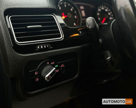 Чорний Фольксваген Туарег, об'ємом двигуна 3 л та пробігом 272 тис. км за 22990 $, фото 13 на Automoto.ua