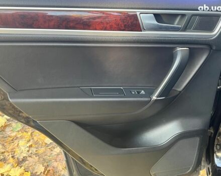 Черный Фольксваген Туарег, объемом двигателя 3 л и пробегом 374 тыс. км за 19990 $, фото 27 на Automoto.ua