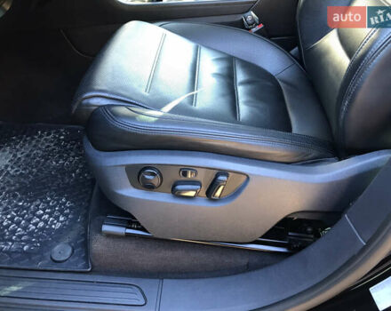 Черный Фольксваген Туарег, объемом двигателя 3 л и пробегом 208 тыс. км за 30500 $, фото 39 на Automoto.ua