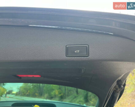 Черный Фольксваген Туарег, объемом двигателя 2.97 л и пробегом 242 тыс. км за 25900 $, фото 13 на Automoto.ua