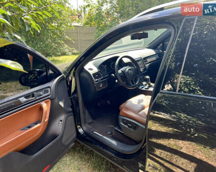 Черный Фольксваген Туарег, объемом двигателя 2.97 л и пробегом 183 тыс. км за 26500 $, фото 8 на Automoto.ua