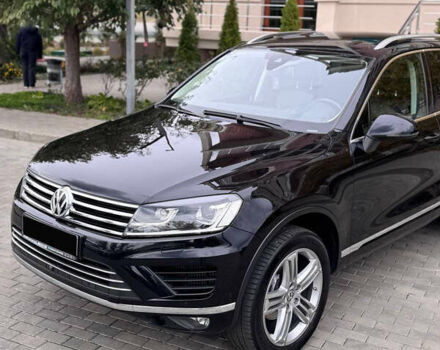 Черный Фольксваген Туарег, объемом двигателя 2.97 л и пробегом 210 тыс. км за 24999 $, фото 2 на Automoto.ua