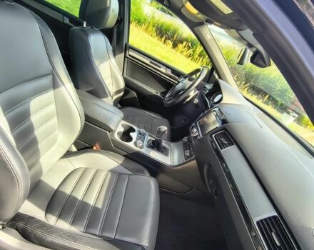 Чорний Фольксваген Туарег, об'ємом двигуна 3 л та пробігом 82 тис. км за 6800 $, фото 7 на Automoto.ua