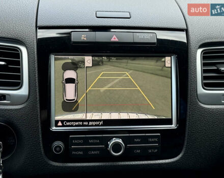 Черный Фольксваген Туарег, объемом двигателя 2.97 л и пробегом 150 тыс. км за 28500 $, фото 34 на Automoto.ua