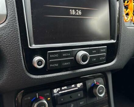 Чорний Фольксваген Туарег, об'ємом двигуна 2.97 л та пробігом 220 тис. км за 24500 $, фото 27 на Automoto.ua