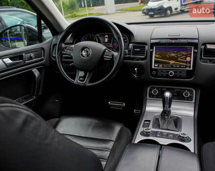 Черный Фольксваген Туарег, объемом двигателя 3 л и пробегом 236 тыс. км за 24999 $, фото 25 на Automoto.ua