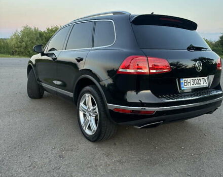 Черный Фольксваген Туарег, объемом двигателя 3 л и пробегом 269 тыс. км за 32500 $, фото 4 на Automoto.ua