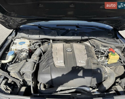 Чорний Фольксваген Туарег, об'ємом двигуна 2.97 л та пробігом 188 тис. км за 19500 $, фото 29 на Automoto.ua