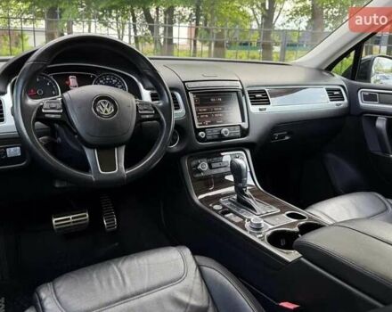 Черный Фольксваген Туарег, объемом двигателя 3 л и пробегом 130 тыс. км за 25500 $, фото 18 на Automoto.ua