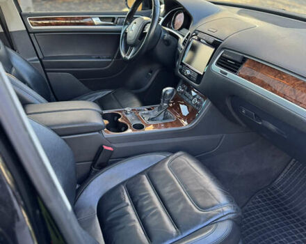 Чорний Фольксваген Туарег, об'ємом двигуна 2.97 л та пробігом 178 тис. км за 22000 $, фото 26 на Automoto.ua