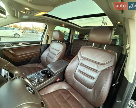 Чорний Фольксваген Туарег, об'ємом двигуна 2.97 л та пробігом 204 тис. км за 26999 $, фото 11 на Automoto.ua