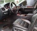 Черный Фольксваген Туарег, объемом двигателя 3 л и пробегом 252 тыс. км за 18600 $, фото 8 на Automoto.ua