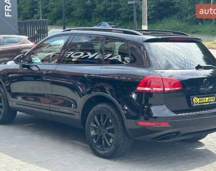 Черный Фольксваген Туарег, объемом двигателя 2.97 л и пробегом 292 тыс. км за 22900 $, фото 3 на Automoto.ua