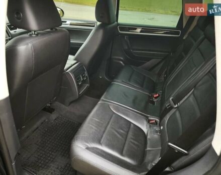 Чорний Фольксваген Туарег, об'ємом двигуна 2.97 л та пробігом 300 тис. км за 24700 $, фото 14 на Automoto.ua