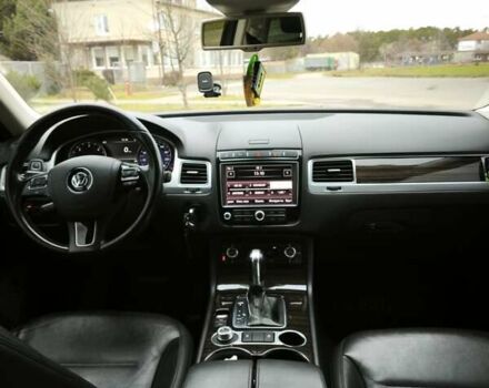 Чорний Фольксваген Туарег, об'ємом двигуна 2.97 л та пробігом 300 тис. км за 24700 $, фото 8 на Automoto.ua