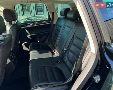 Черный Фольксваген Туарег, объемом двигателя 2.97 л и пробегом 199 тыс. км за 22000 $, фото 29 на Automoto.ua