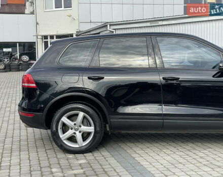 Черный Фольксваген Туарег, объемом двигателя 2.97 л и пробегом 249 тыс. км за 22500 $, фото 9 на Automoto.ua