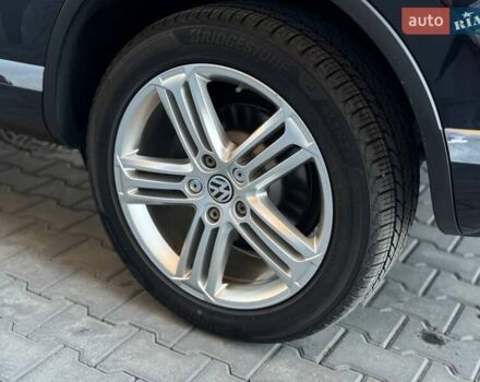 Черный Фольксваген Туарег, объемом двигателя 3 л и пробегом 130 тыс. км за 25500 $, фото 36 на Automoto.ua