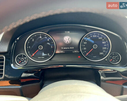 Черный Фольксваген Туарег, объемом двигателя 2.97 л и пробегом 183 тыс. км за 26500 $, фото 17 на Automoto.ua