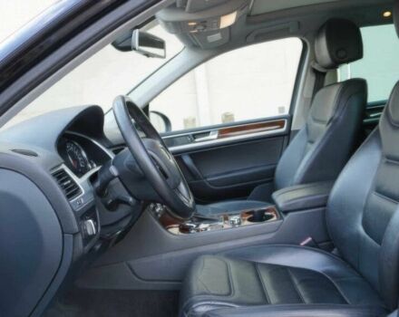 Чорний Фольксваген Туарег, об'ємом двигуна 3.6 л та пробігом 86 тис. км за 10000 $, фото 9 на Automoto.ua