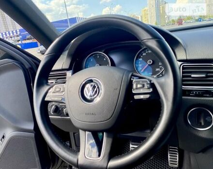 Черный Фольксваген Туарег, объемом двигателя 3 л и пробегом 223 тыс. км за 25500 $, фото 49 на Automoto.ua