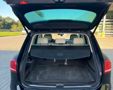 Черный Фольксваген Туарег, объемом двигателя 3 л и пробегом 114 тыс. км за 11200 $, фото 1 на Automoto.ua