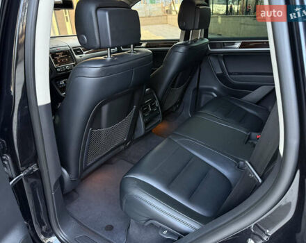 Чорний Фольксваген Туарег, об'ємом двигуна 2.97 л та пробігом 225 тис. км за 27500 $, фото 36 на Automoto.ua