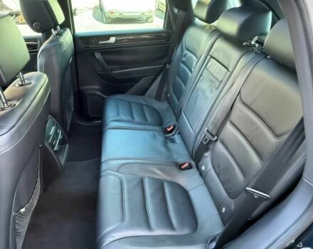 Чорний Фольксваген Туарег, об'ємом двигуна 3 л та пробігом 84 тис. км за 3300 $, фото 11 на Automoto.ua