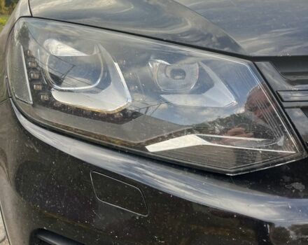 Черный Фольксваген Туарег, объемом двигателя 3 л и пробегом 258 тыс. км за 19000 $, фото 5 на Automoto.ua