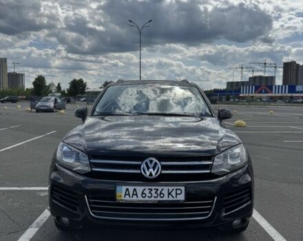 Черный Фольксваген Туарег, объемом двигателя 3 л и пробегом 195 тыс. км за 20950 $, фото 1 на Automoto.ua