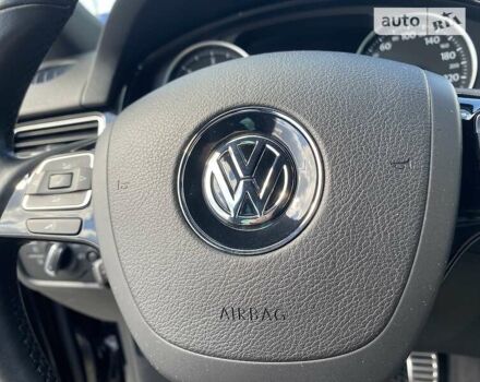 Черный Фольксваген Туарег, объемом двигателя 3 л и пробегом 223 тыс. км за 25500 $, фото 52 на Automoto.ua